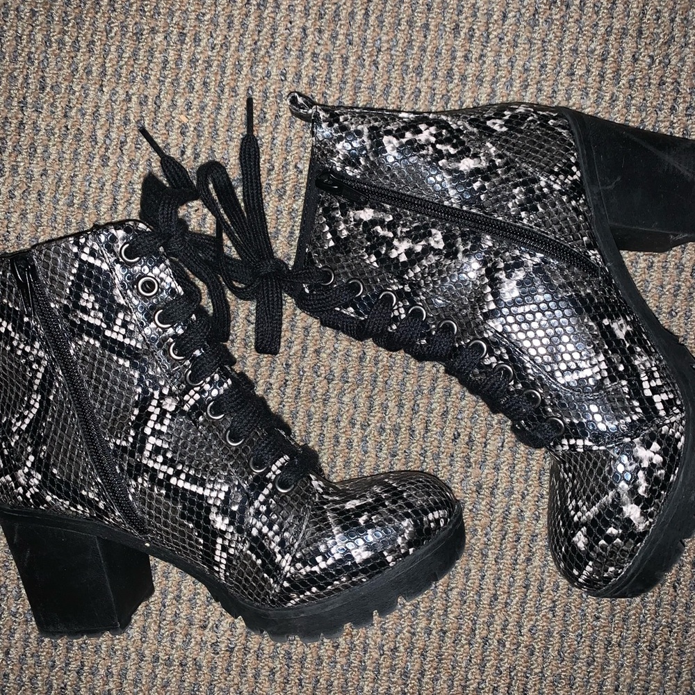 Snake boots
